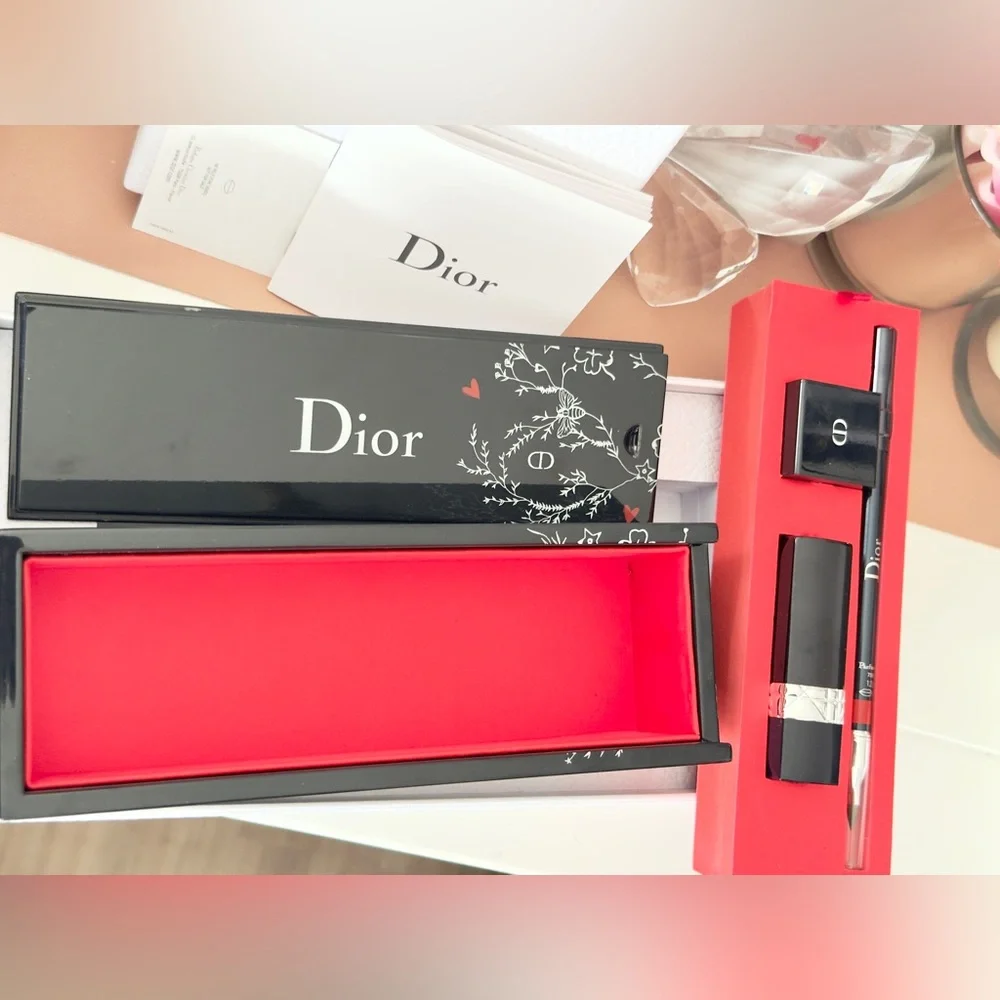 SOLD ❌ Rare Dior Collectible Beauty Box Makeup Gift Set - Picture 6 of 13
